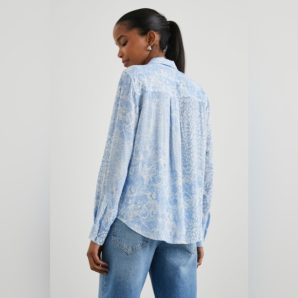 NWT RAILS Josephine Shirt in Aqua Mixed Animals - Picture 4 of 9